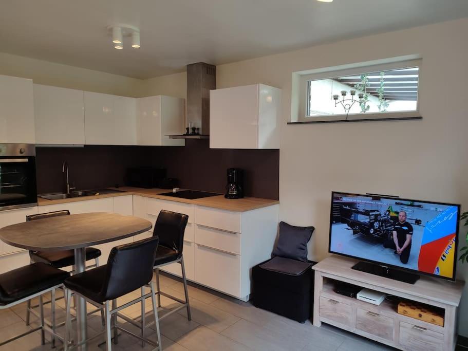 Appartement Dans Un Superbe Quartier Residentiel 나무르 외부 사진